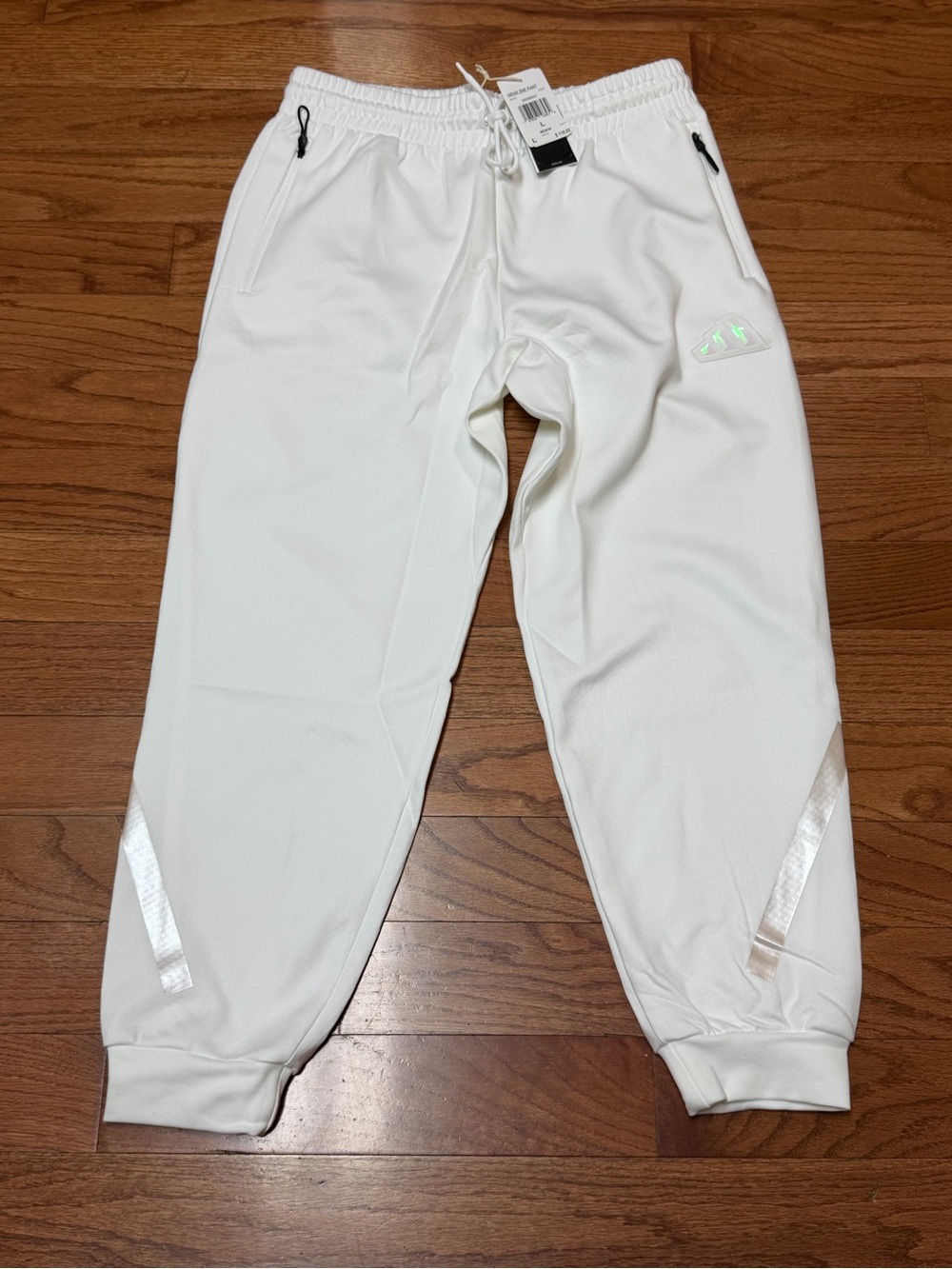 Adidas Men’s ZNE Joggers Pant White Size Large (JL6477) NWT Original $110